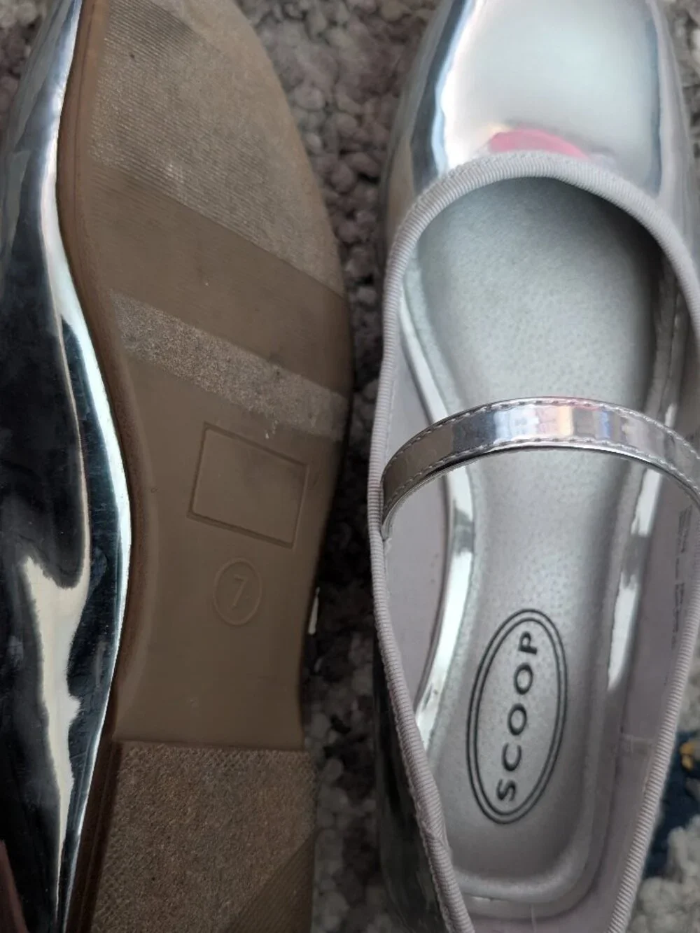 Pretty Close Toe Girls Silver Shoes Size 7